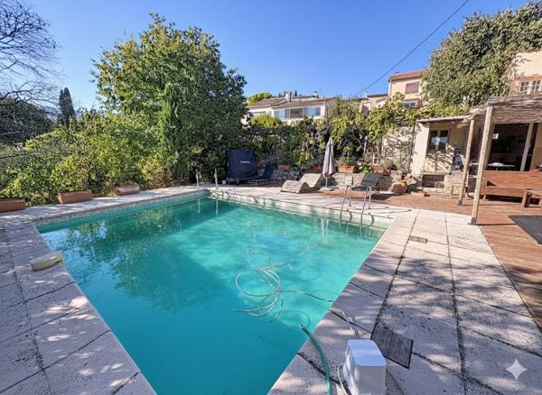 Maison T4 de 165 m² + Appartement Indépendant T2 Peymeinade Centre-Ville