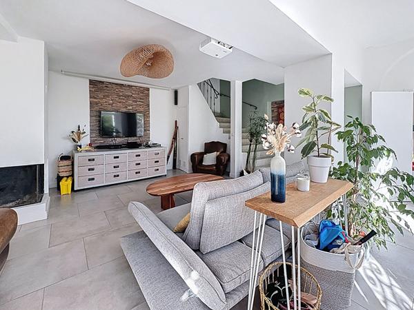 Maison T4 de 165 m² + Appartement Indépendant T2 Peymeinade Centre-Ville