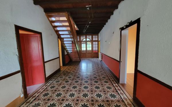 Maison à vendre    5 pièces •  Moissac