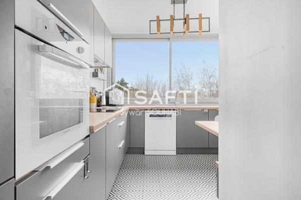 Appartement hyper lumineux et bien situé