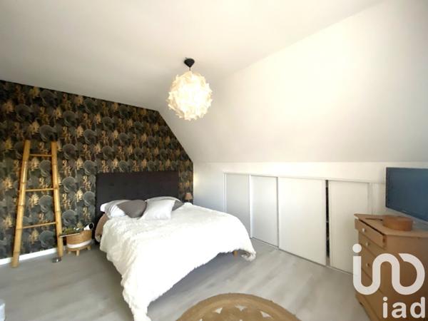 Maison traditionnelle 7 pièces de 120 m² à Bonsecours (76240)