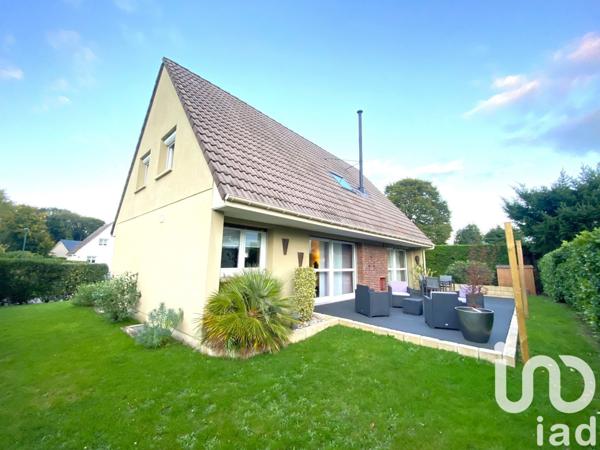 Maison traditionnelle 7 pièces de 120 m² à Bonsecours (76240)