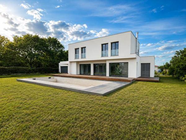 Maison 624 000 € Brax 6 p 225 m² DPE