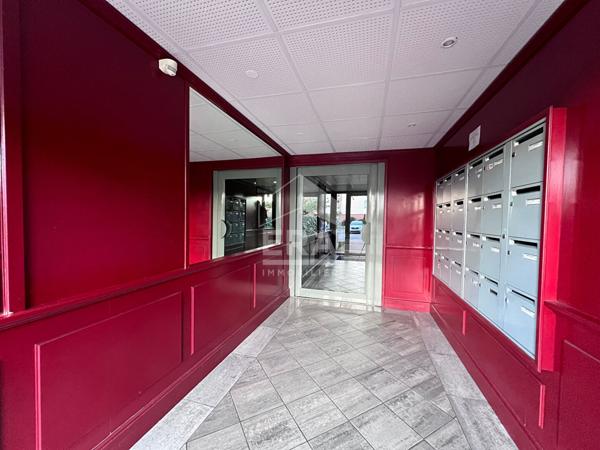 Saint-Estève - Appartement 3 pièces avec balcon et deux places de parking