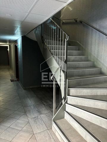 Saint-Estève - Appartement 3 pièces avec balcon et deux places de parking