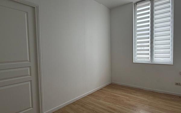 Appartement à louer    2 pièces • 38 m2 Anzin
