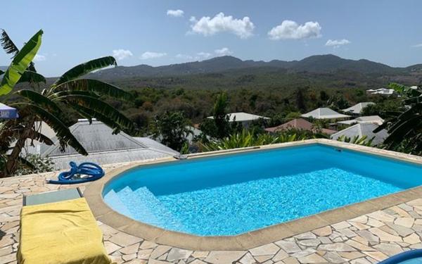 Maison à vendre    6 pièces • 160 m2 Sainte-Luce