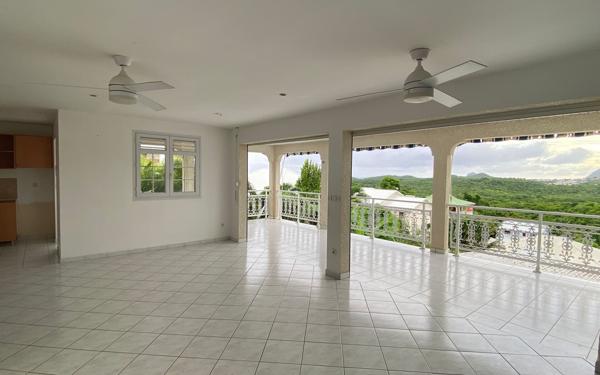 Maison à vendre    6 pièces • 160 m2 Sainte-Luce