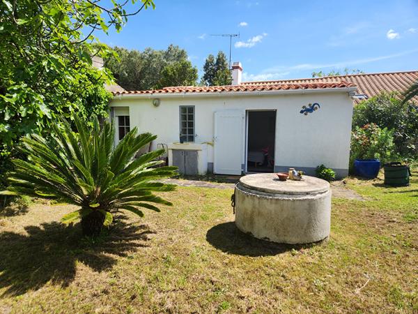 Maison L Epine entre le centre et la plage de la Martinière