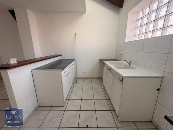 Maison à louer 4 pièces 78.17m² Villefranche-sur-Saône (69400)
