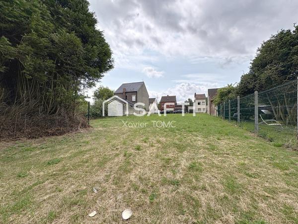 A VENDRE TERRAIN A BÂTIR