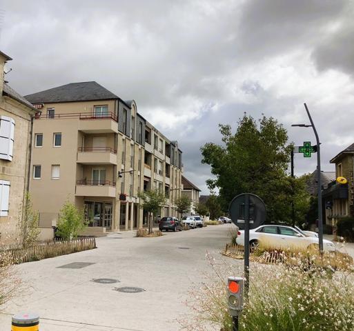 Local Commercial Plein Centre d Ville Malemort 295m2 Parking Malemort sur correze