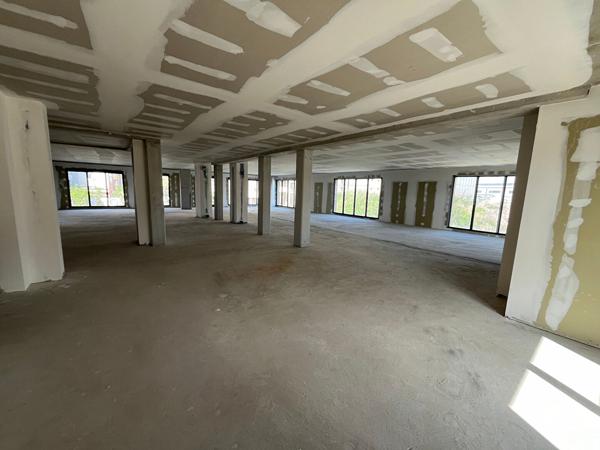 Bureaux à VENDRE