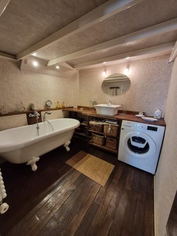 Appartement 5 pièces - 169 m²