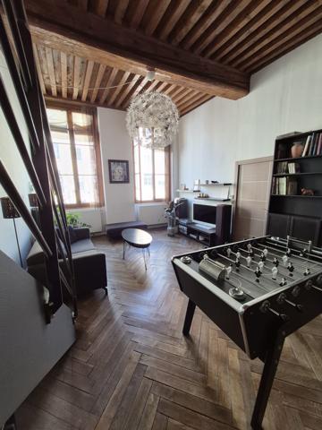 Appartement 5 pièces - 169 m²