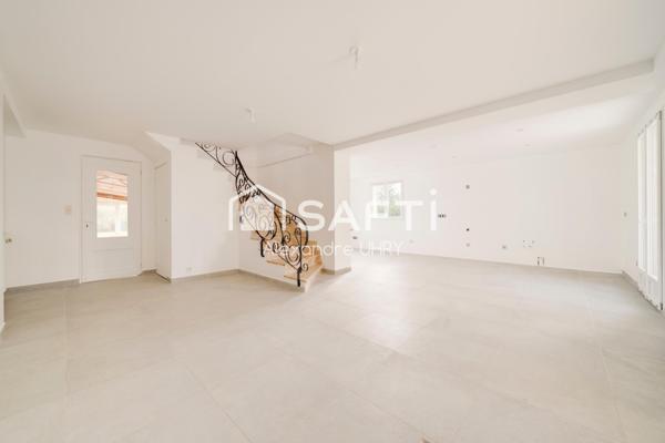 Idéalement situé ! Beaux volumes !