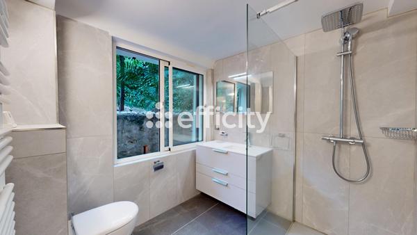 Maison 7 pièces - 260 m²