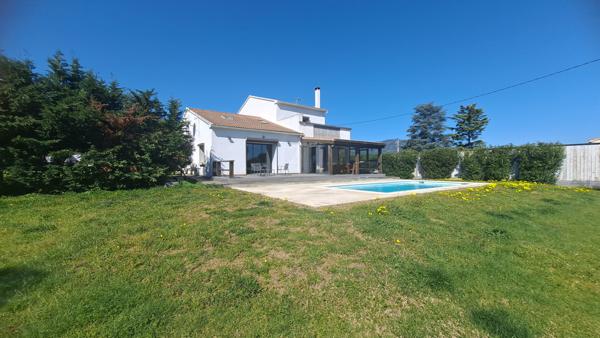 Maison Borgo 7 pièce(s) 5 chambres 229 m2