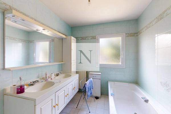 Maison 136 m² plain-pied avec jardin – Lagord quartier résidentiel