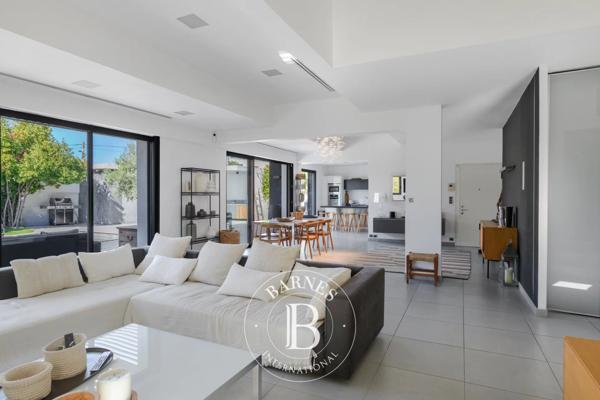 Marseille 8ème, Villa 4 Chambres -  186 m² à vendre