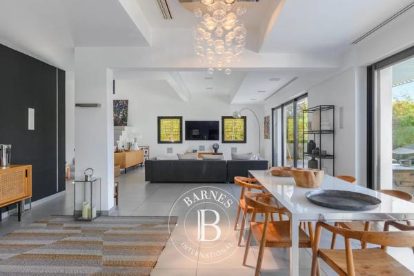 Marseille 8ème, Villa 4 Chambres -  186 m² à vendre