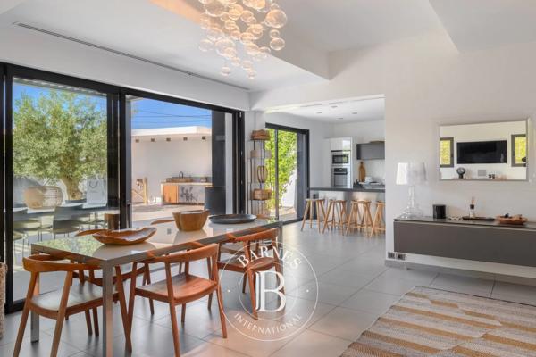 Marseille 8ème, Villa 4 Chambres -  186 m² à vendre
