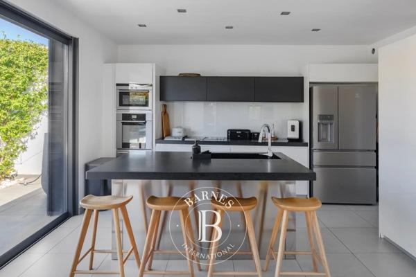 Marseille 8ème, Villa 4 Chambres -  186 m² à vendre