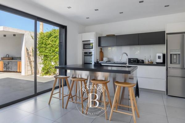 Marseille 8ème, Villa 4 Chambres -  186 m² à vendre