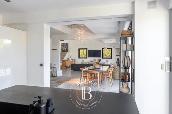 Marseille 8ème, Villa 4 Chambres -  186 m² à vendre