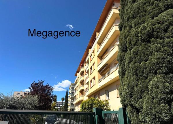 Appartement à HYERES, 83400 - 5 pièces 110m²