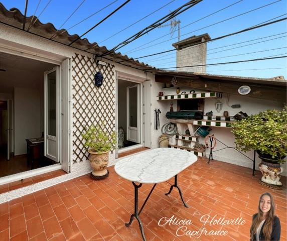 Charmante Maison de Village avec Garage et Terrasse sans vis-à-vis à Sérignan