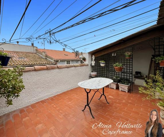 Charmante Maison de Village avec Garage et Terrasse sans vis-à-vis à Sérignan