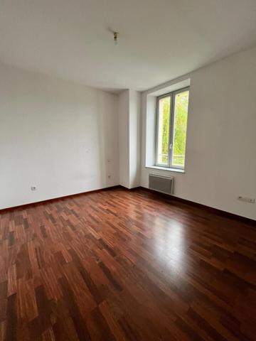 Ensemble immobilier : Maison + Immeuble de 3 appartements 245 500 €