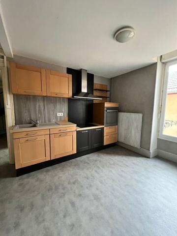Ensemble immobilier : Maison + Immeuble de 3 appartements 245 500 €