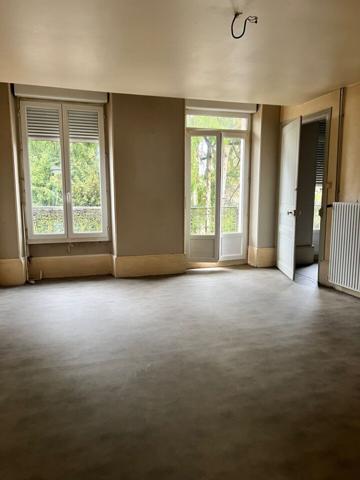 Ensemble immobilier : Maison + Immeuble de 3 appartements 245 500 €