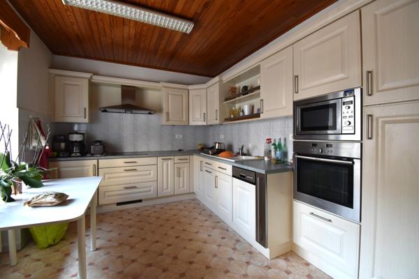 Maison à vendre 5 pièces SAINT AGREVE (07)
