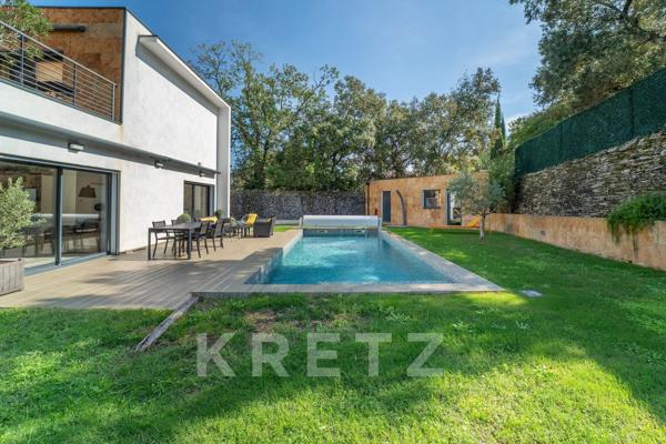 Superbe villa contemporaine avec piscine dans un domaine privé au coeur de la Vaunage