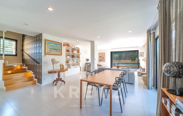 Superbe villa contemporaine avec piscine dans un domaine privé au coeur de la Vaunage