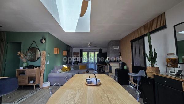 Maison de plain-pied à vendre, 6 pièces, avec piscine à LEOGNAN (33)