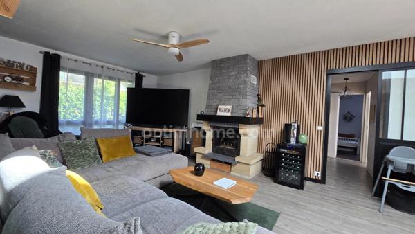 Maison de plain-pied à vendre, 6 pièces, avec piscine à LEOGNAN (33)