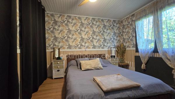 Maison de plain-pied à vendre, 6 pièces, avec piscine à LEOGNAN (33)