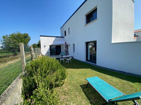 Maison Les Sables D Olonne 3 chambres jardin garage 1 km centre ville et Arago