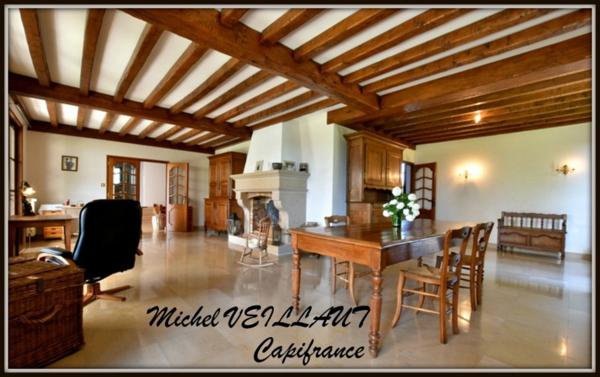 Maison à vendre 16 pièces CRONAT (71), 6 chambres, triple garage, terrain 7355 m².