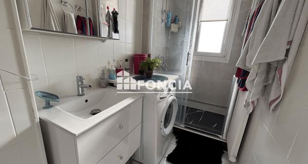 À vendre Appartement 4 pièces 69.44 m² - Vénissieux 69200