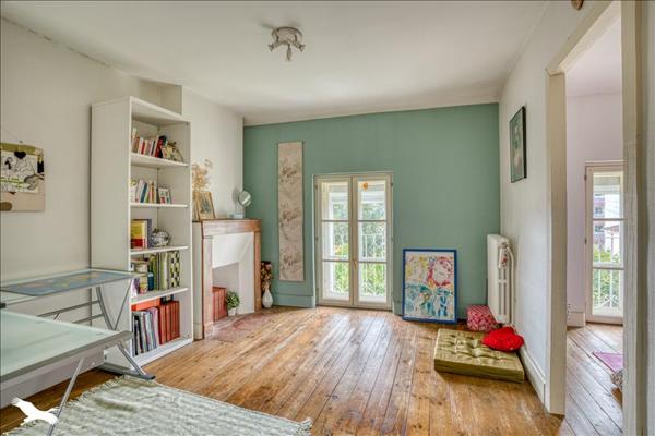 Maison à vendre |  Marmande |  11 pièces | 218 m²