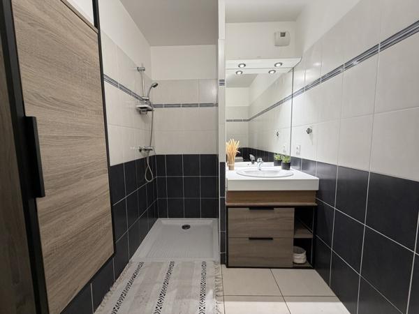 Appartement 2 pièces - 42 m² Exclusivité efficity