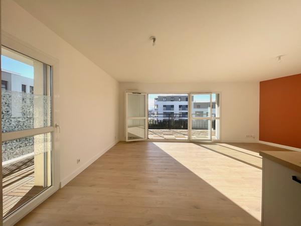 Ferney-Voltaire (01210) Appartement 3 chambres - Grande terrasse et centre