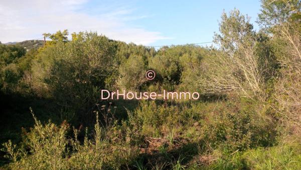 Terrain à vendre de 1 800 m²