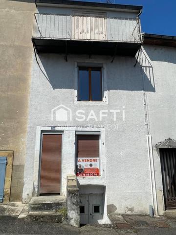 MAISON DE VILLE 3CHAMBRES,COUR, 90M²