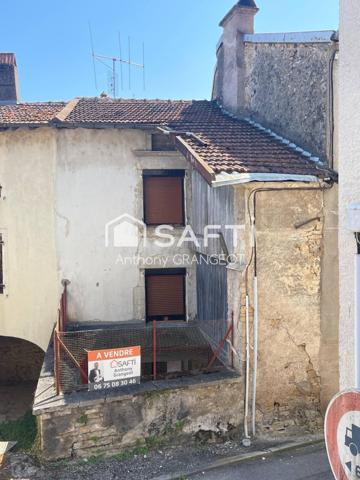 MAISON DE VILLE 3CHAMBRES,COUR, 90M²